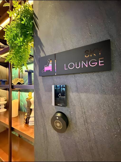 Appartement In Downtown And Rooftop Pool In *