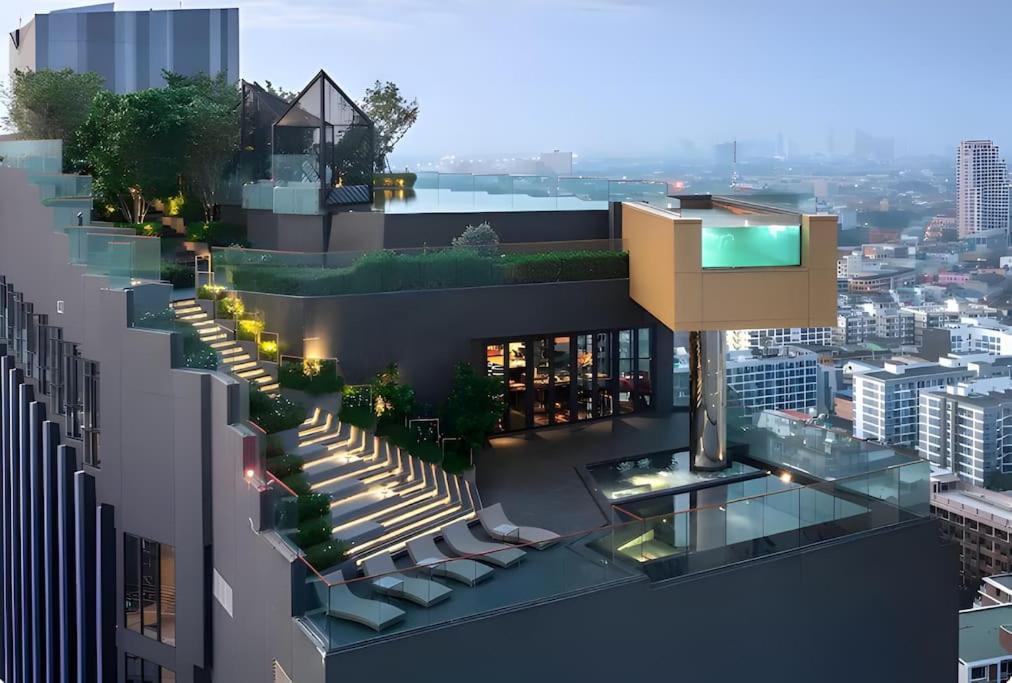 Appartement In Downtown And Rooftop Pool In